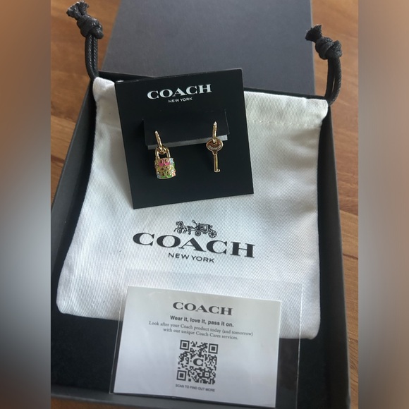 Viral Coach Gold Colorful Key and Lock Dangle Earrings - Picture 1 of 3